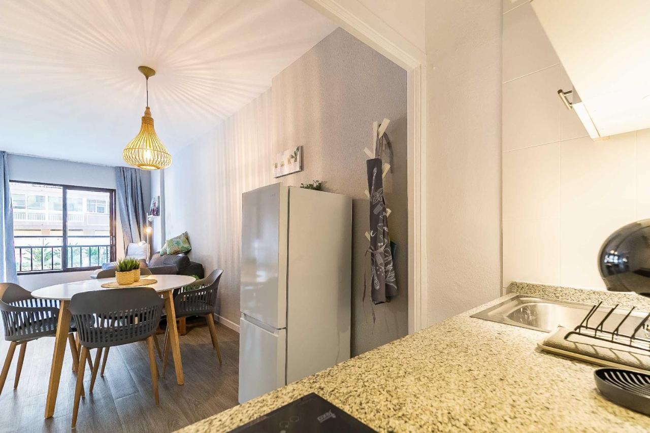 76-Lovely Beach Front Apartment In Фуенхірола Екстер'єр фото